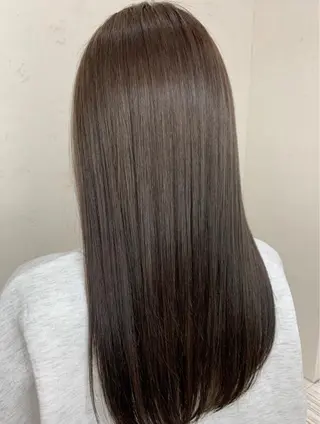 カラー 鈴木 碧衣のヘアスタイル