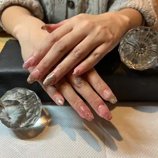 ネイル 長谷川 奈緒美のネイルデザイン