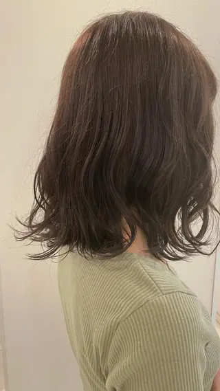 ミディアム アキモト マサキ/ パーマ人気NO1のヘアスタイル
