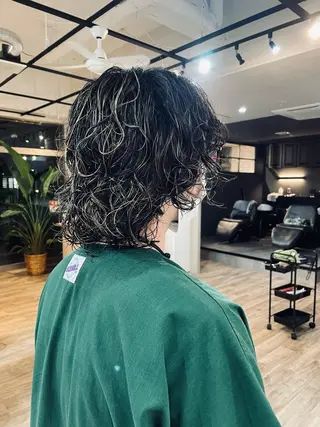 ミディアム パーマ メンズ Basis 田口豪司のヘアスタイル