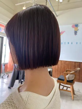 ミディアム Lisa 海外風スパイラルのヘアスタイル