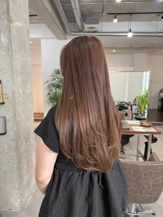 ロング カラー カイリ /レイヤーカットのヘアスタイル