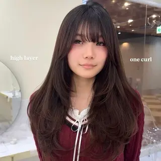 ロング カラー ワンカールで決まるレ イヤー/角岡泉希🩶のヘアスタイル