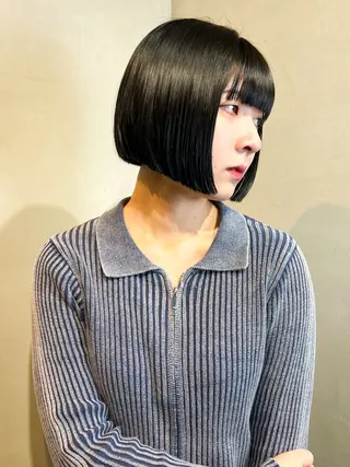 ショート カラー Aya/四条烏丸/ 酸性ストレートのヘアスタイル