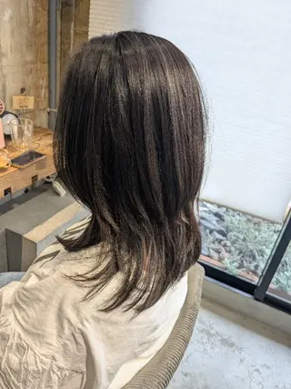 ミディアム 橋本 真実のヘアスタイル
