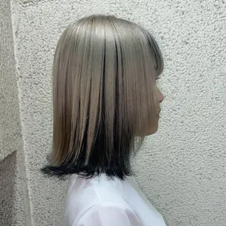 セミロング カラー ★デザインカラー ハイトーン ももか★のヘアスタイル