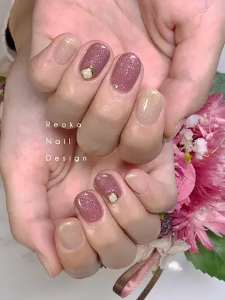 ミディアム ネイル Blowe ニュアンスのネイルデザイン