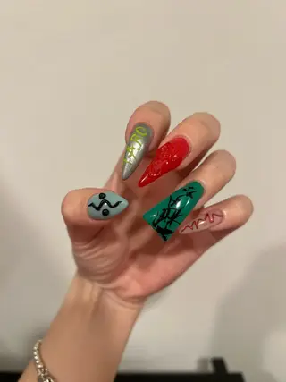 ネイル Hata nail 🎀個性派ニュアンスのネイルデザイン