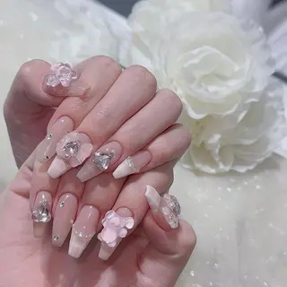 ネイル Queen’s 歌舞伎町店のネイルデザイン