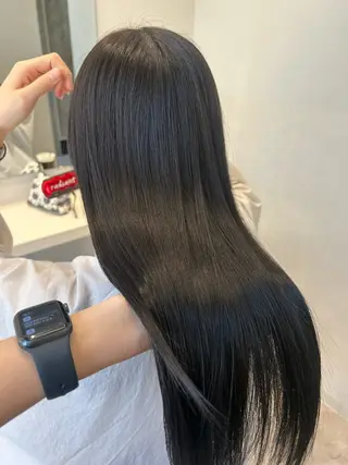 ロング 🫒オリーブ/透け感 レイヤー🌿モエカのヘアスタイル