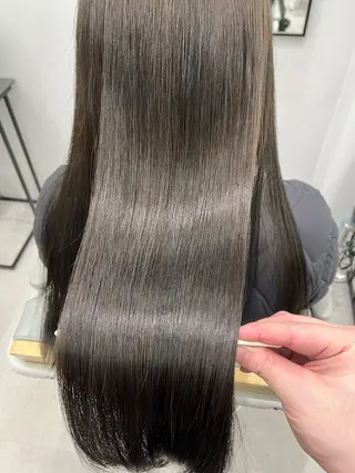 ロング カラー 菅 樹希弥のヘアスタイル