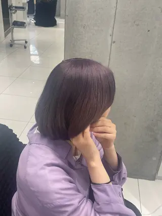 ショート カラー yuzuna ハイトーン 天神のヘアスタイル