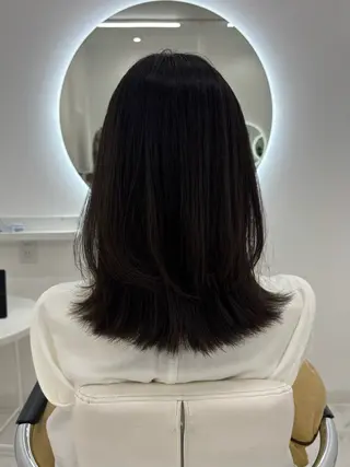 ミディアム 【aini天王寺】 𝐚𝐢𝐫𝐢✂︎のヘアスタイル