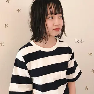 ミディアム 市川 千夏のヘアスタイル