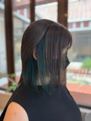 カラー AYATO 'のヘアスタイル