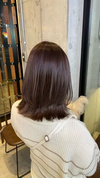 ミディアム カラー 佐々木 彩乃のヘアスタイル