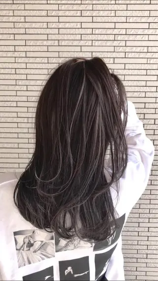 ミディアム カラー クドウレイ fifth神南のヘアスタイル