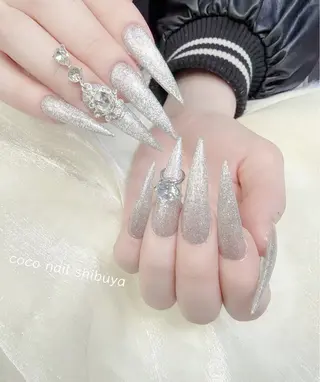 ネイル CoCo Nail 長さ出し専門店のネイルデザイン