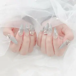 ネイル Yuri.nail studioのネイルデザイン
