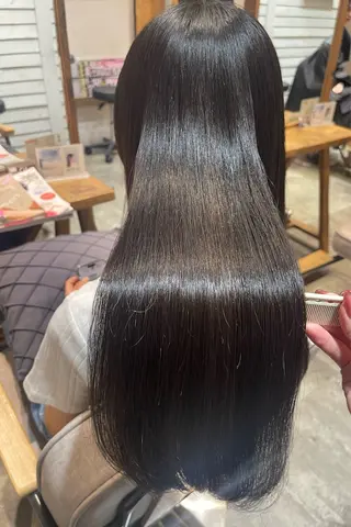 ロング 💐【柔らか質感】 縮毛矯正MIKU💐のヘアスタイル
