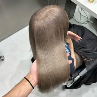 ロング カラー 💫艶ハイトーン×髪 質改善💫リュウトのヘアスタイル