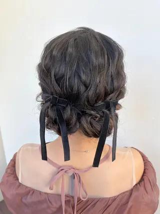 セミロング ヘアアレンジ 艶ピンク*ヘアセット 🌙shioriのヘアスタイル