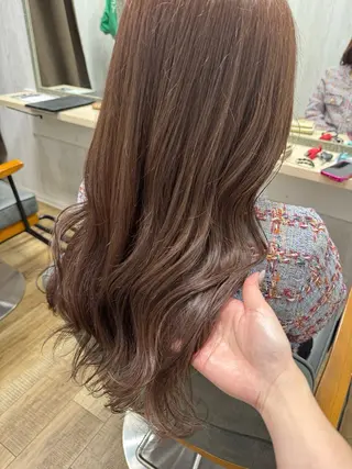 ロング 吉田 敦月のヘアスタイル