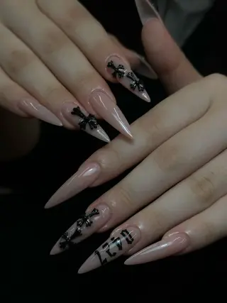 ネイル Iconic Nailのネイルデザイン