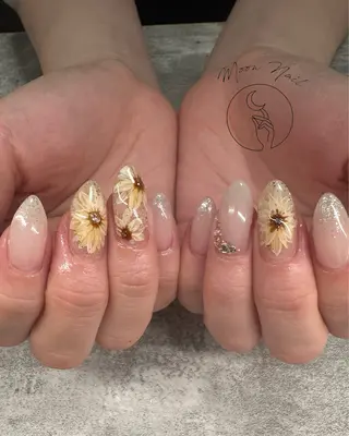 ネイル Moon Nail /栄 大須のネイルデザイン