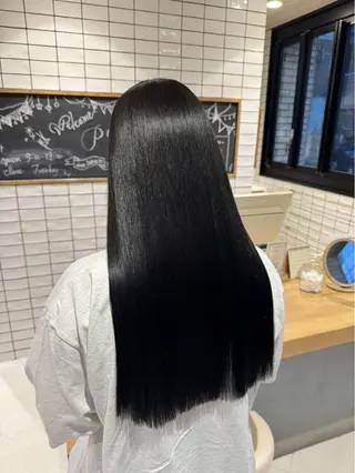 ロング Sora/レイヤー/ ブリーチなしWカラーのヘアスタイル