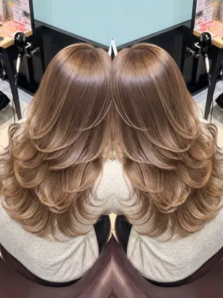 ロング カラー 🩵レイヤー✖︎ 髪質改善🩵リョウヤのヘアスタイル