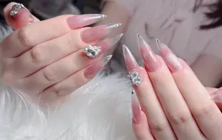 ネイル Lenie Nail Salonのネイルデザイン