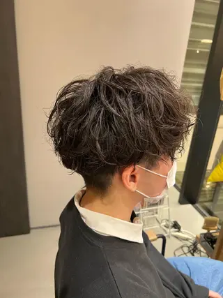 ショート パーマ メンズ 梅田茶屋町メンズ 専門美容師 山元一平のヘアスタイル