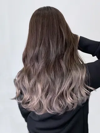 ロング 山田 絵里菜のヘアスタイル