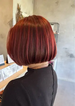 ショート カラー ボブ・カラー 琴音のヘアスタイル
