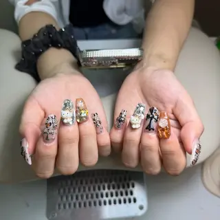 ネイル AUREA Nail 心斎橋店のネイルデザイン
