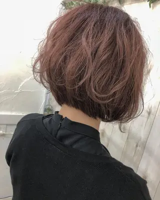 ミディアム Loob.TOKYO MIYA🌈のヘアスタイル