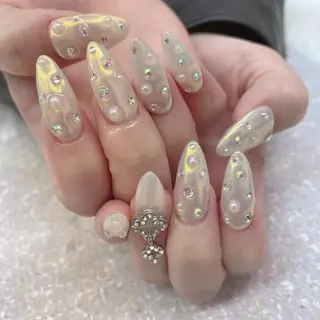 ネイル 🦋ネイルサロン ブラン🌈ゆりのネイルデザイン