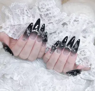 ネイル R Nailのネイルデザイン