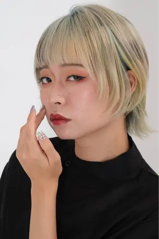 ショート カラー 透明感カラーショート ボブツムギ♡のヘアスタイル