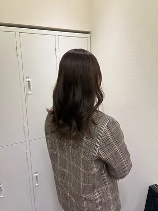 セミロング LORAN 寺田のヘアスタイル
