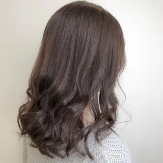 セミロング カラー 【透明感、艶髪】西村 有司のヘアスタイル