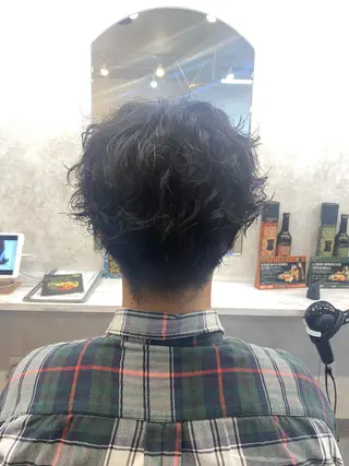 パーマ メンズ ラゾアミスタ🕊 さとう ななほのネイルデザイン