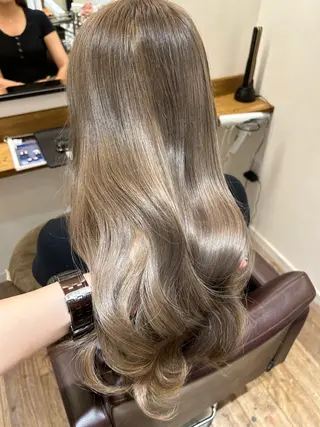 ロング 【艶ｶﾗｰ/ｼｮｰﾄ 】田原 愛菜🐯のヘアスタイル