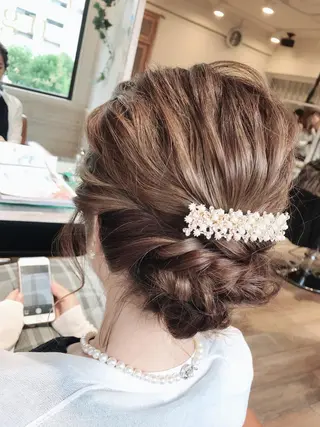 ミディアム ヘアアレンジ あき えいみのヘアスタイル