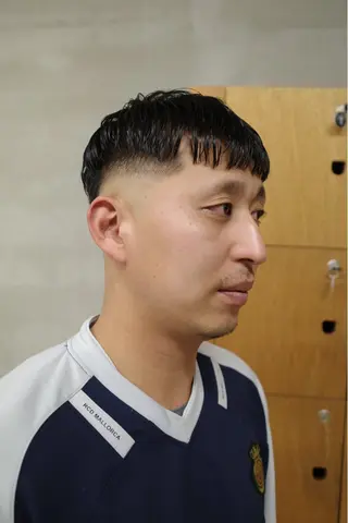 ショート 西宮北口パーマ 鮫島竜海のヘアスタイル