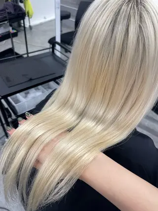 セミロング カラー 色落ち綺麗🩰ハイ トーン🎀RINKAのヘアスタイル