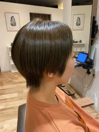 ショート イシカワ ユウタのヘアスタイル