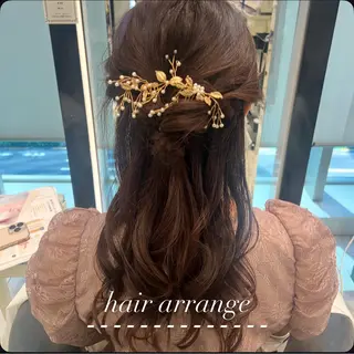 セミロング ヘアアレンジ コテ巻きパーマ💙 シノヤユイのヘアスタイル