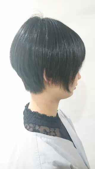 ショート 齋藤 愛美のヘアスタイル